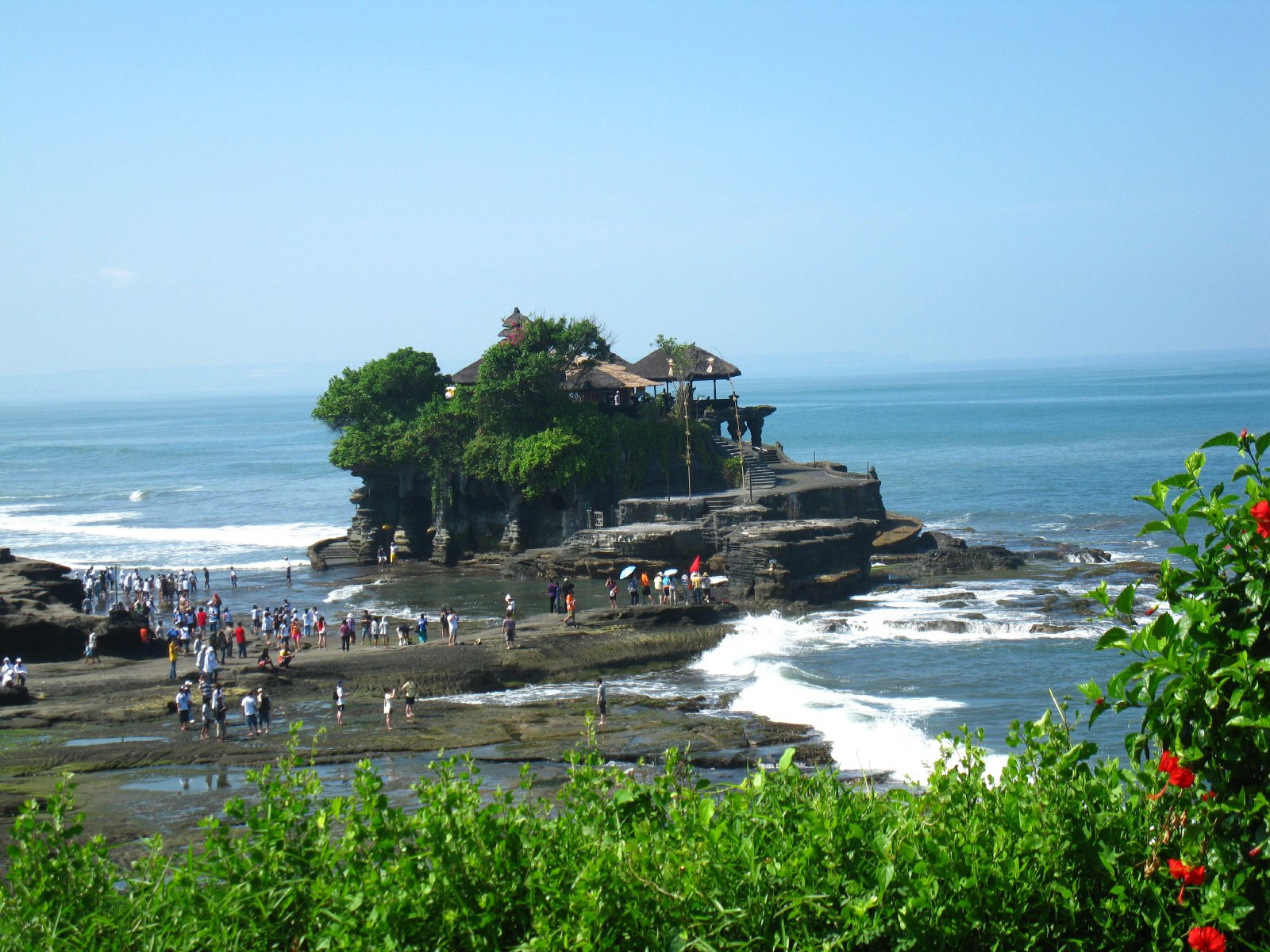 特别定制:【蓝梦岛出海游】(含:独木舟,岸边浮潜,村庄游,泳池畅游