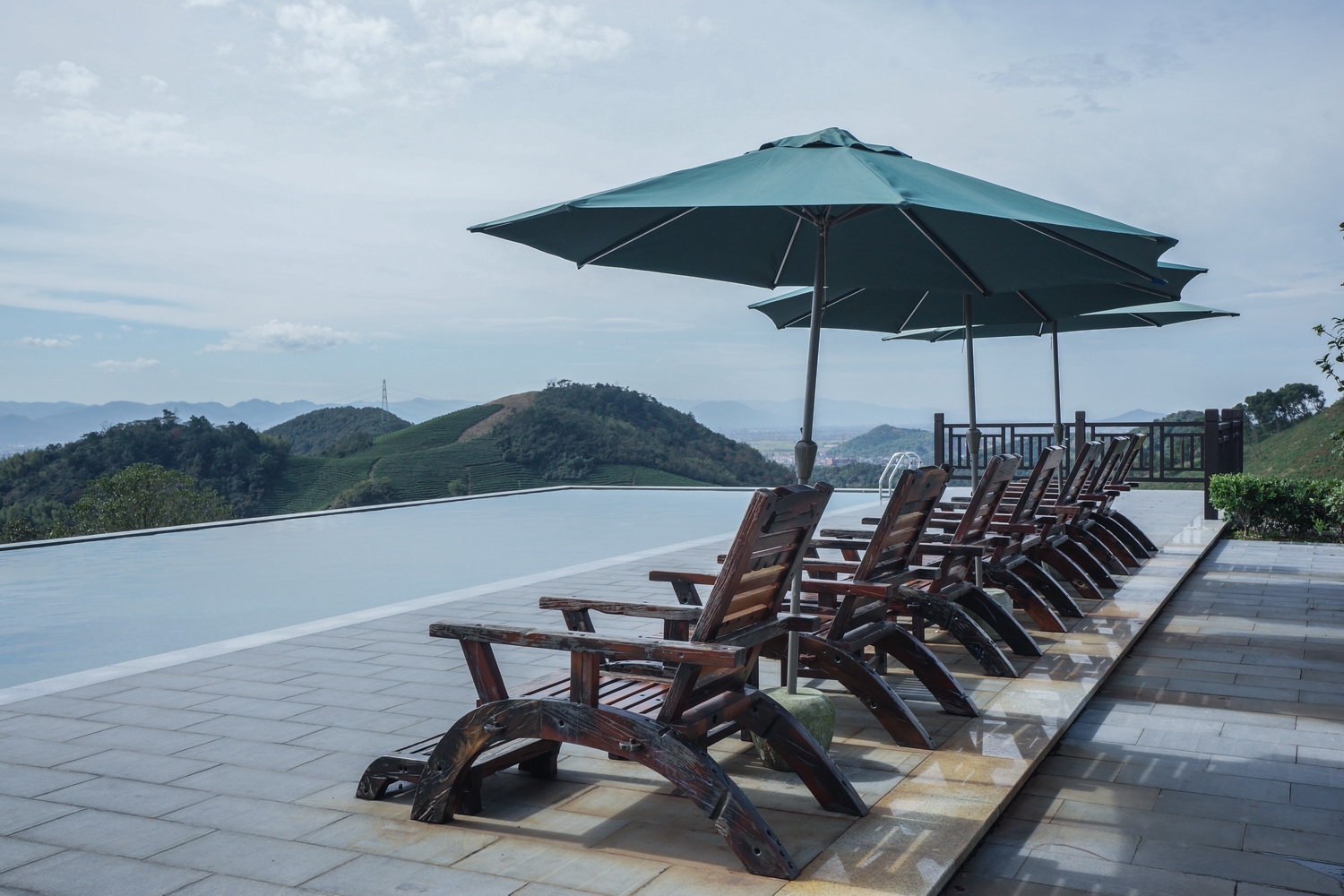 行程单: 宁波绿野山庄度假村+浙东大竹海二天