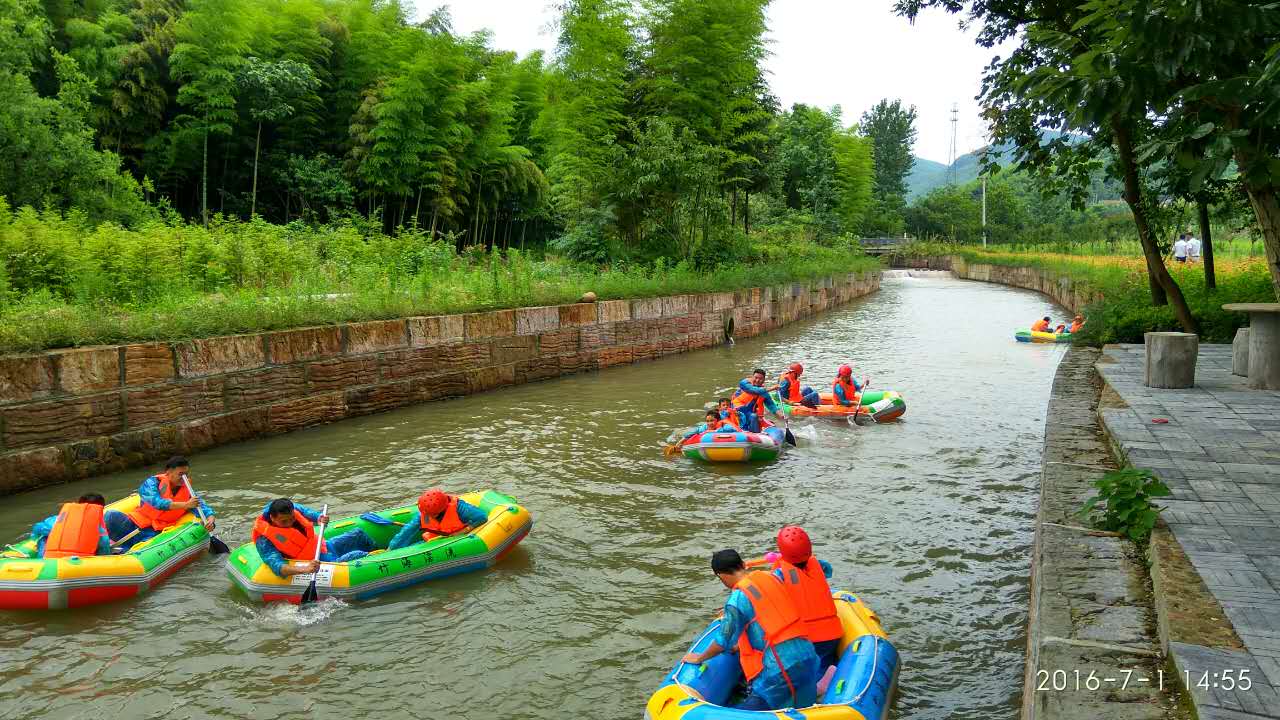 常州天目湖假日花园大酒店(豪华房 山水园(含游船 竹海漂流1晚2日