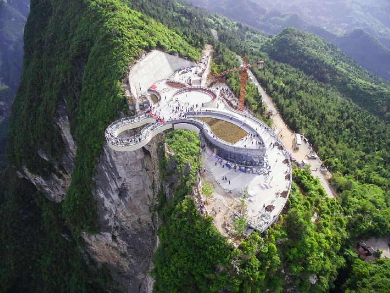 长江三峡云阳龙缸 恩施腾龙洞 神农架双卧8晚9日游
