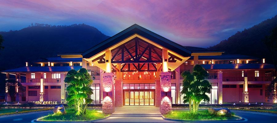 峨眉山,黄龙溪,都江堰,熊猫基地6晚7日(双飞,统景温泉,凯宾洲际酒店