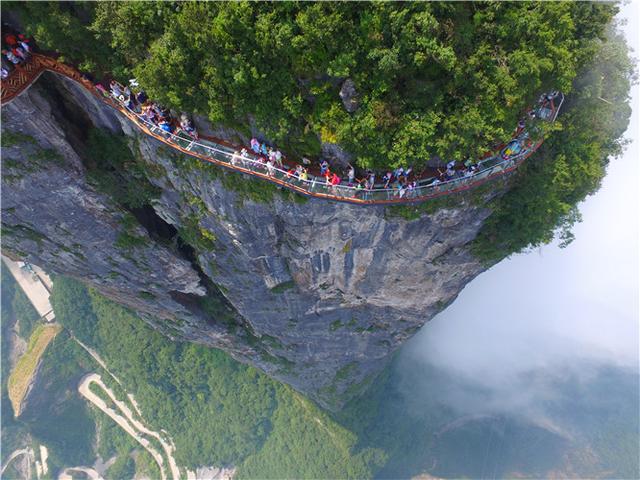 长沙 张家界 金鞭溪 天门山 玻璃栈道 凤凰双卧六日游