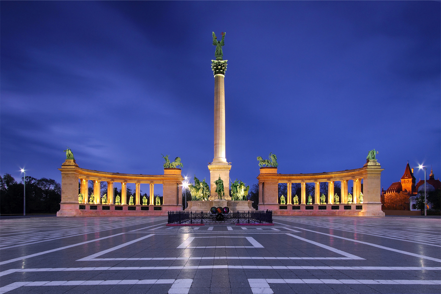 【超越产品】东欧五国11日游9晚11日游