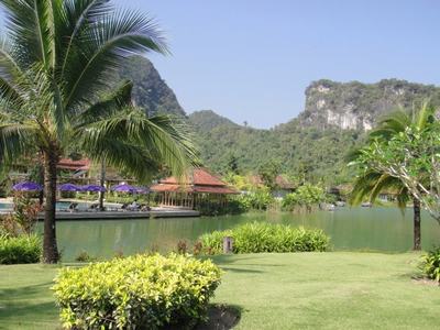 普吉岛 甲米4晚6日趣享系列(东航直飞,1晚博森山庄,3晚当五,全程无