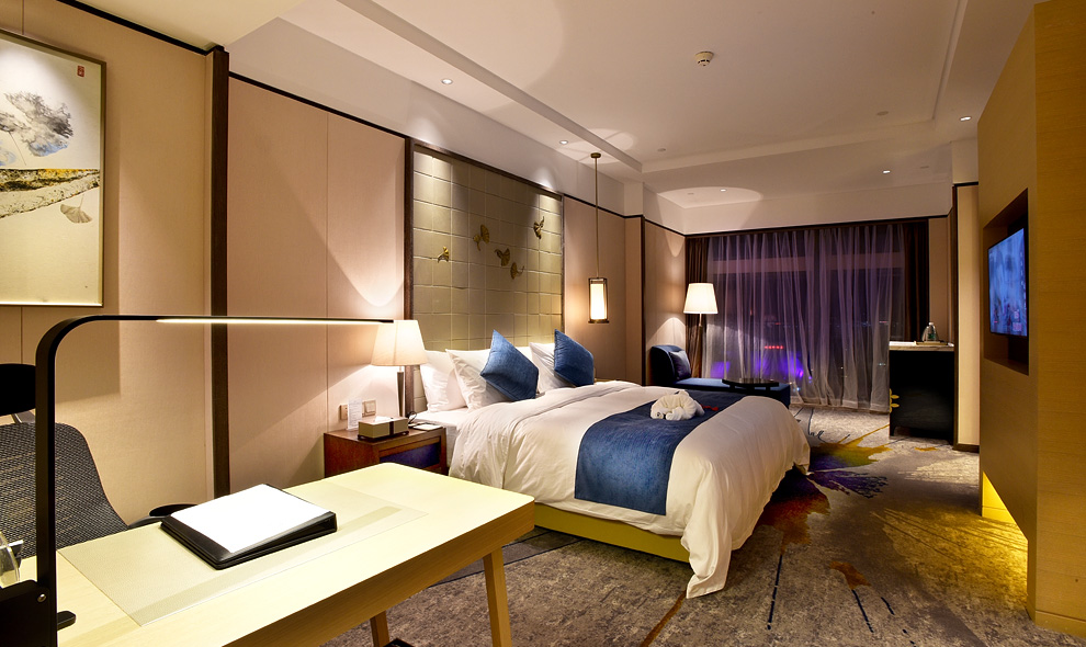 【泰州日航酒店双人度假套餐】399元/套 1晚网评五星酒店住宿含双早 2