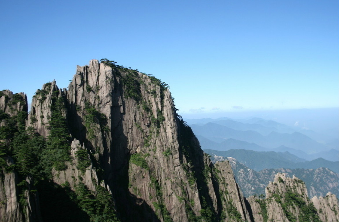 黃山1晚2日跟團遊 (天天開班,宿山上頂多人間獨衛房,住宿可升級)