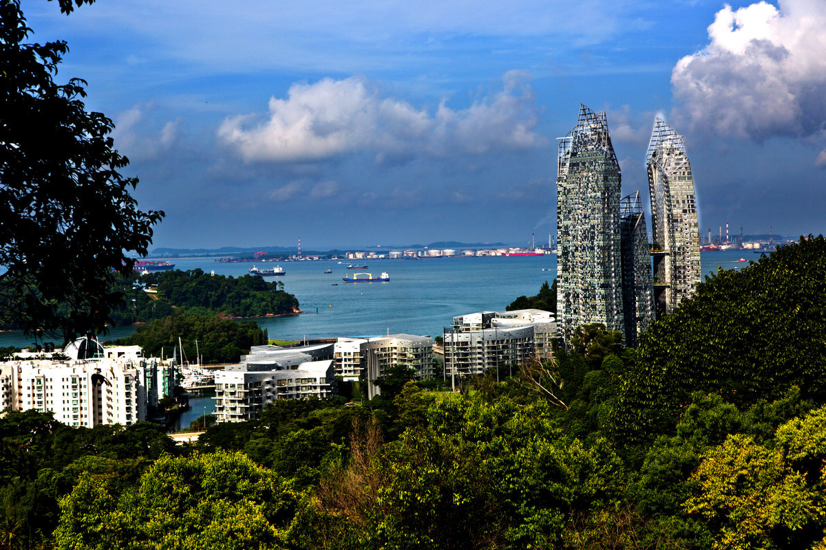 大厦,伊丽莎白公园(约1小时),之后乘车前往 花芭山(约40分钟)尽情眺望