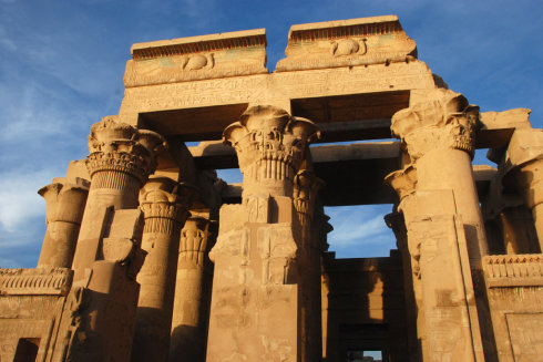 本州 东京 首尔 北海道 4 抵达埃德夫,参观 【埃德夫神庙】(约90分钟)