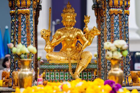 泰国的四面佛享誉全球,您可以在此了解感受泰国的佛教文化,您也可在此