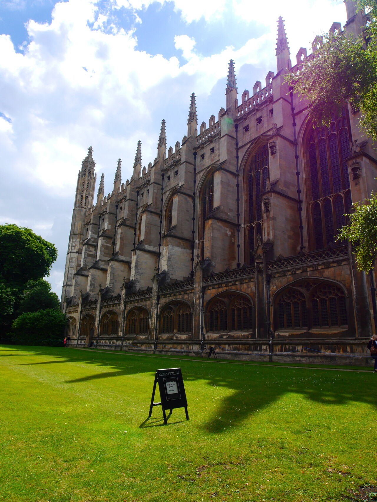 我们驱车前往剑桥镇 参观剑桥大学(universityof cambridge(约2小时