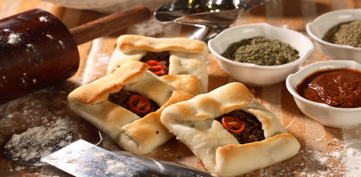 阿联酋4晚5日游(ek 全程国五洲际 棕榈岛 阿拉伯风味餐 单轨列车)