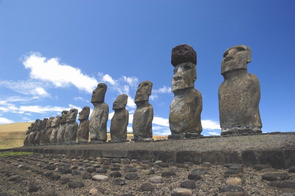 南美智利 秘鲁9晚13日跟团游(aa利进圣出,复活节岛 马丘比丘)