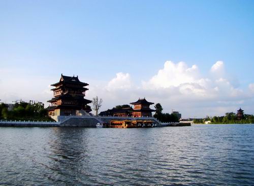 【春节】年夜饭泰州,溱湖湿地或云海温泉2选1,凤城河,日航酒店2晚3日