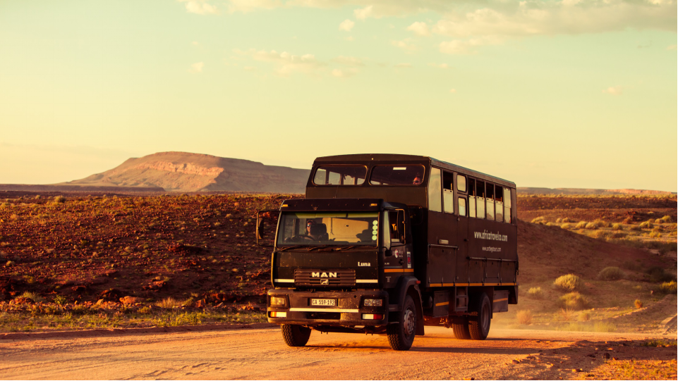 肯尼亚 坦桑尼亚9晚12天大篷车之旅(广州出发 马赛马拉 安博塞利 乞力