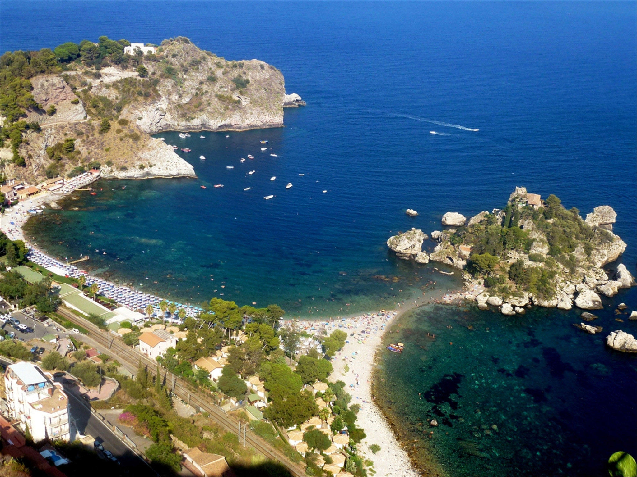 意大利西西里島10晚12日遊(阿瑪菲海岸/vulcano島/火山泥溫泉/龐貝)