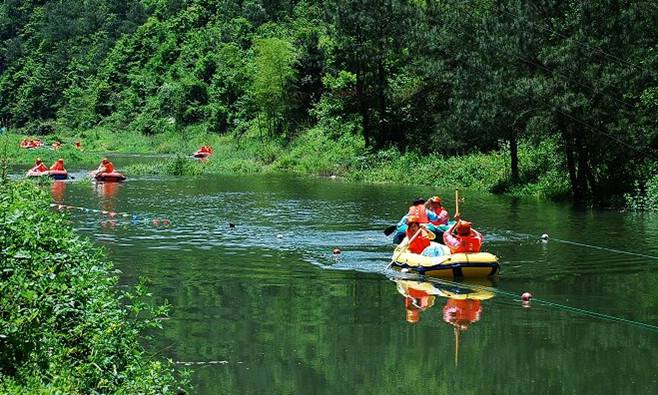 余姚丹山赤水 浙东抗日根据地旧址 王阳明故居 赤水溪峡谷漂流1晚2