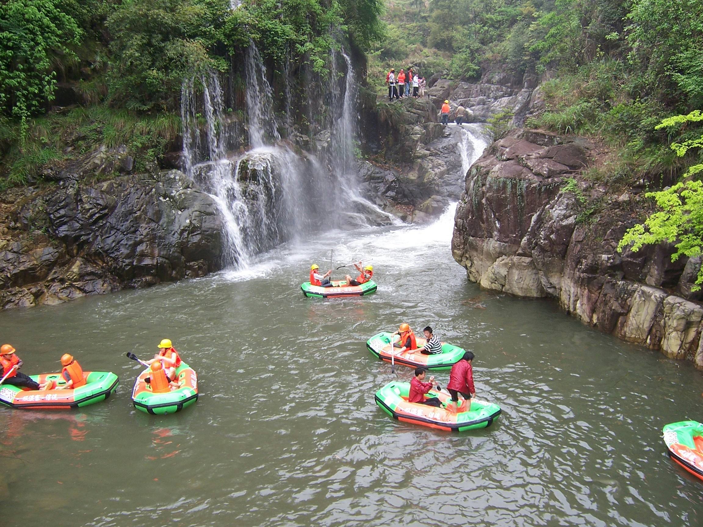 余杭,山沟沟,塘栖古镇,双溪漂流1晚2日跟团游