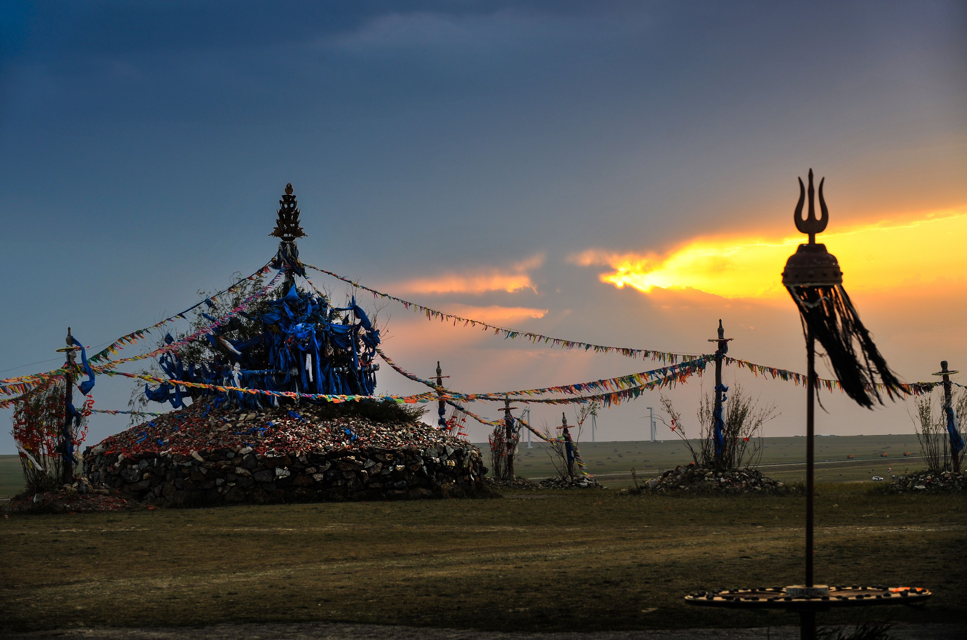 玩转呼伦贝尔,金帐汗蒙古部落,莫日格勒河,室韦,白桦林,狼岛,满洲里