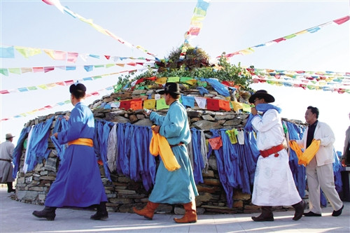 歌诗达 量子号 盛世公主号 纯日航线  早餐后乘车赴内蒙古自治区纬度