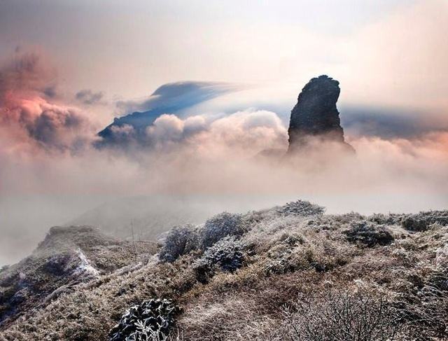 第四天 鎮遠古城-梵淨山-貴陽 餐: 早 (酒店早餐) 午 (團 )