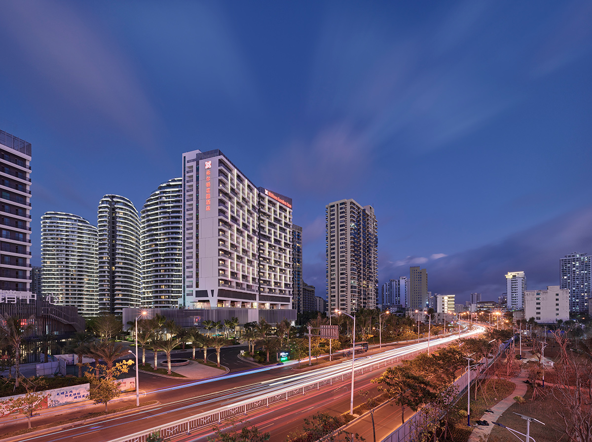 海南三亚5天4晚自由行(双飞,三亚希尔顿花园酒店·海景房 4晚)