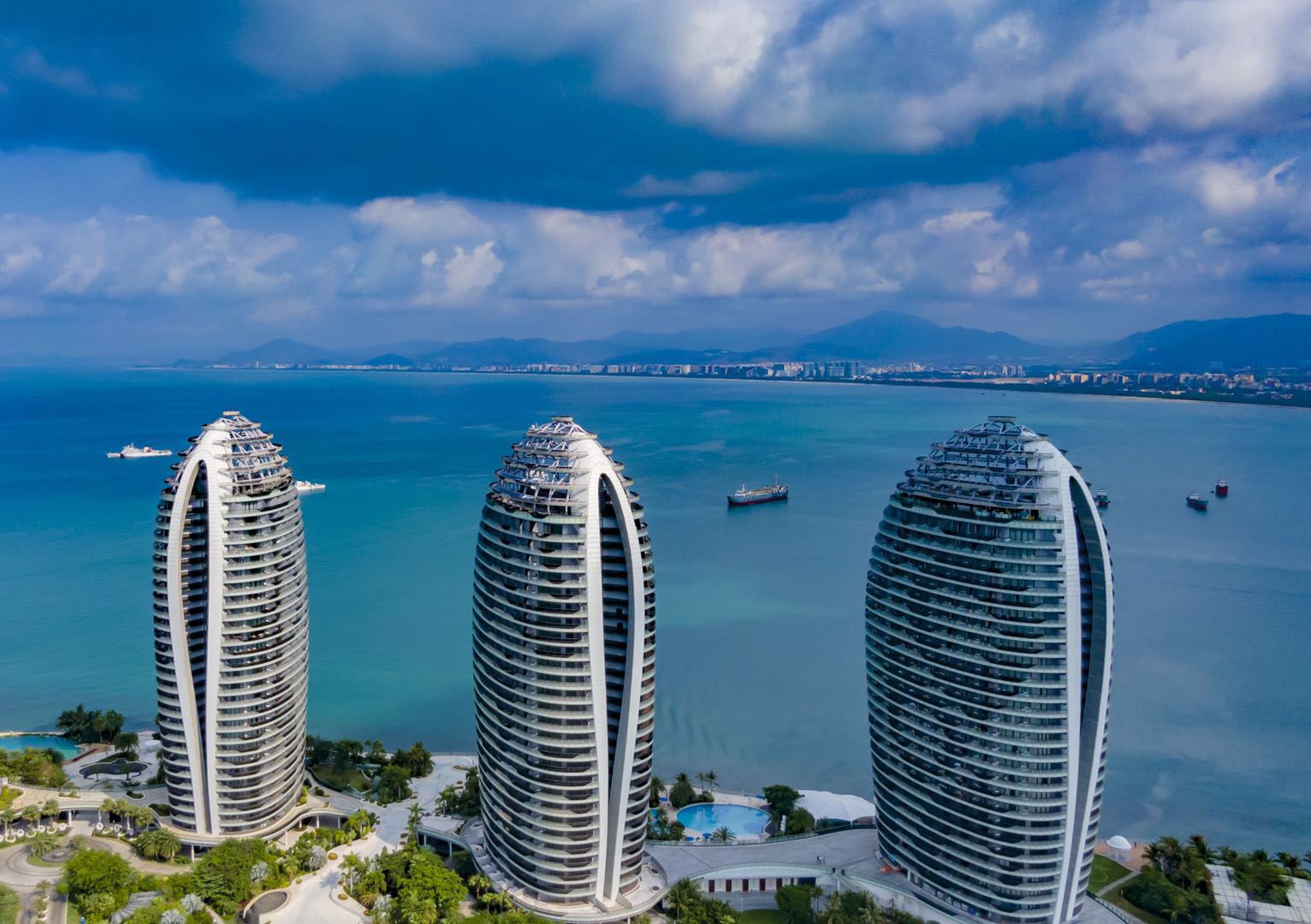 海南三亚5天4晚自由行(双飞·三亚凤凰岛度假酒店·豪华海景房 4晚